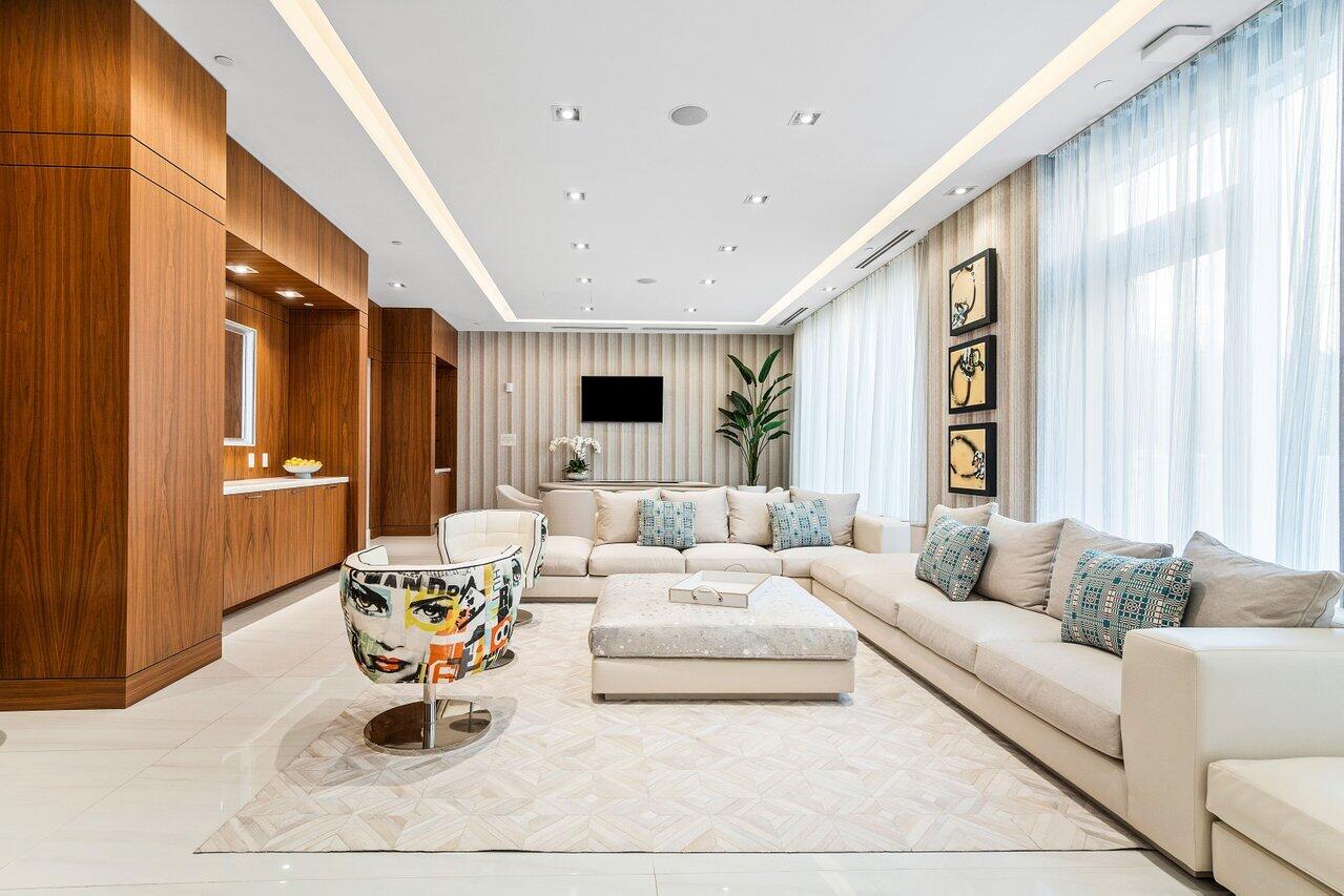 3730 N Ocean Drive 17 C