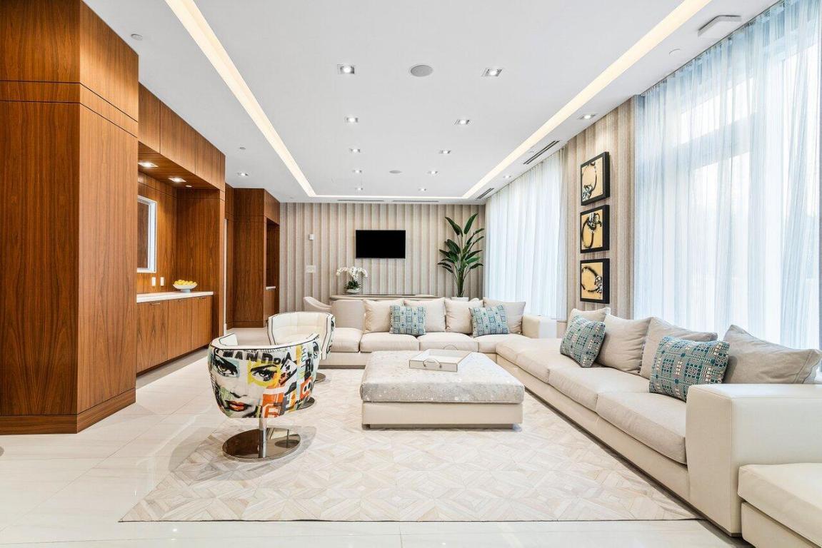 3730 N Ocean Drive 17 C