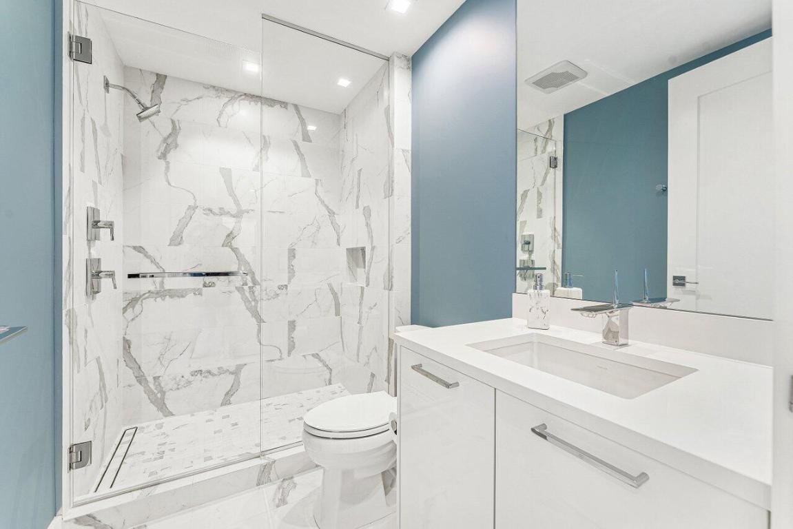 3730 N Ocean Drive 17 C