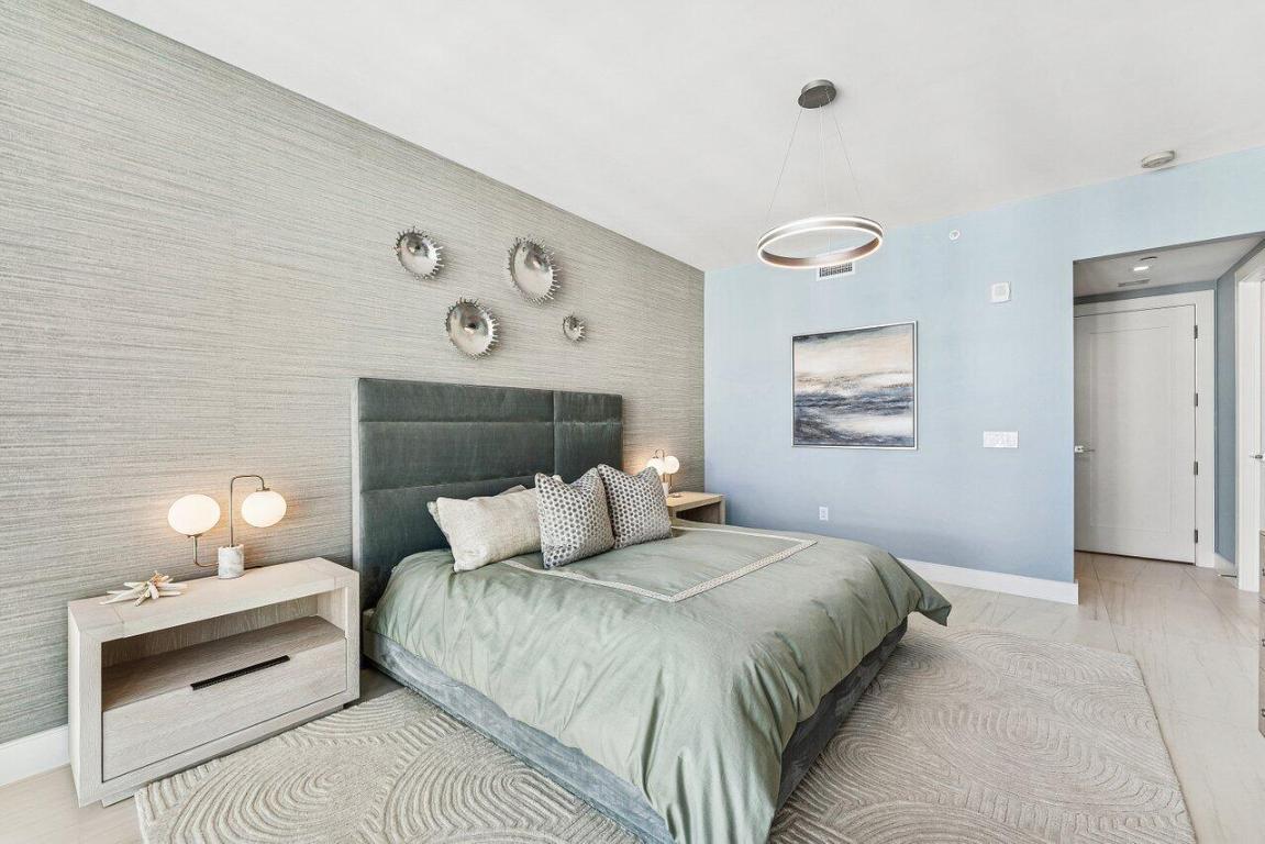 3730 N Ocean Drive 17 C