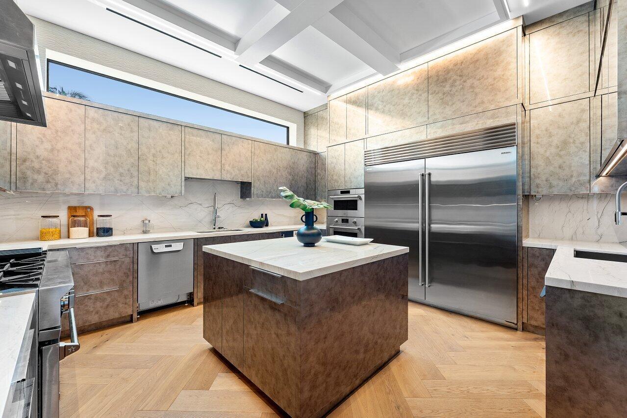 126 Spinnaker Lane Lane