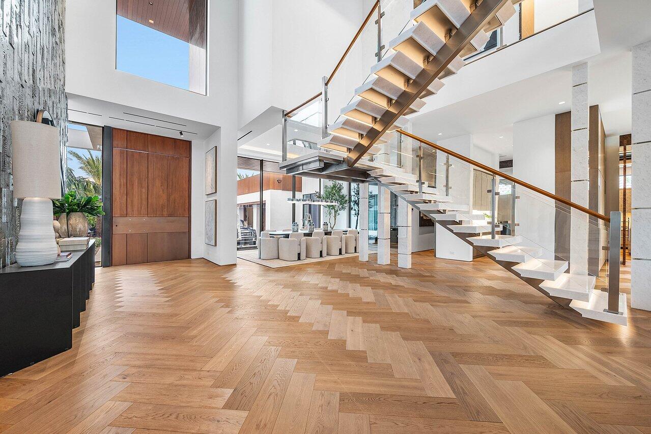 126 Spinnaker Lane Lane