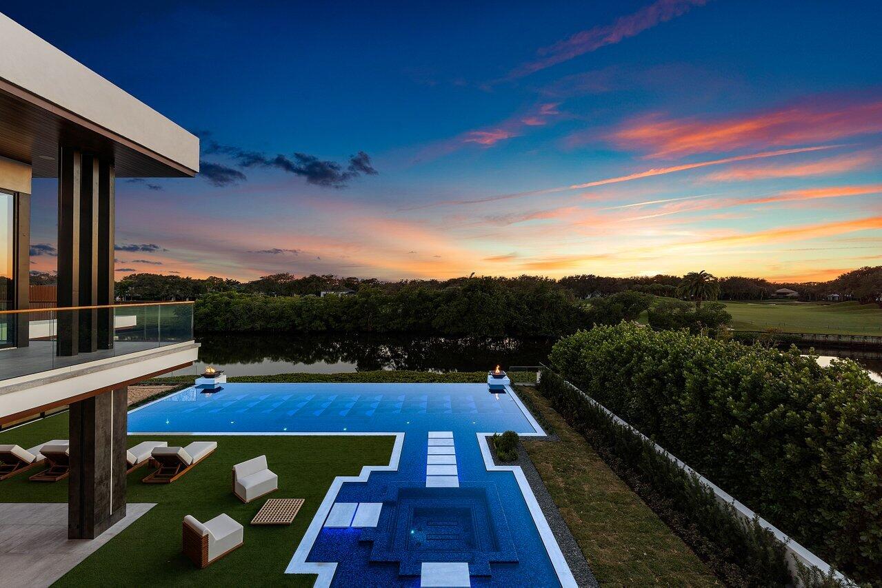 126 Spinnaker Lane Lane