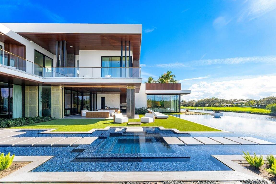 126 Spinnaker Lane Lane