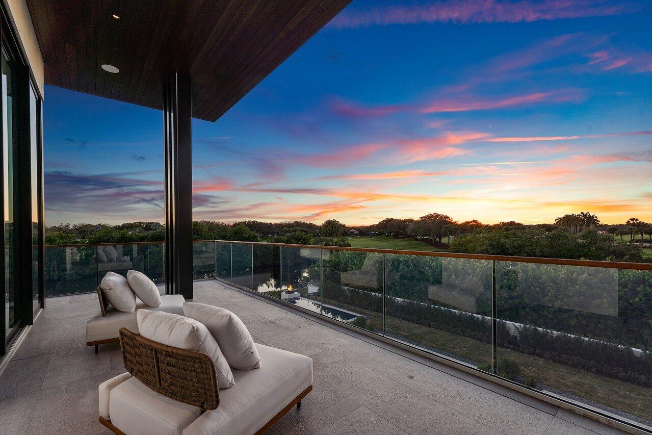 126 Spinnaker Lane Lane