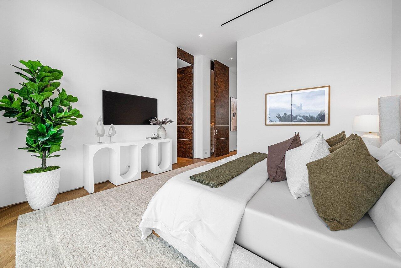 126 Spinnaker Lane Lane