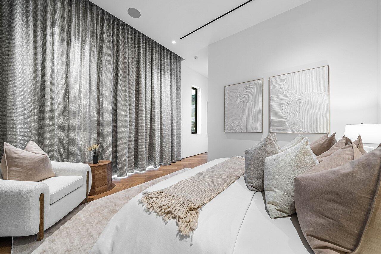 126 Spinnaker Lane Lane