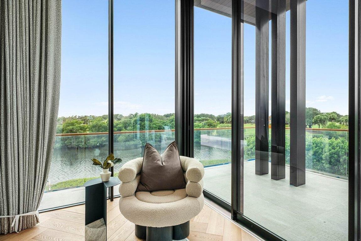 126 Spinnaker Lane Lane