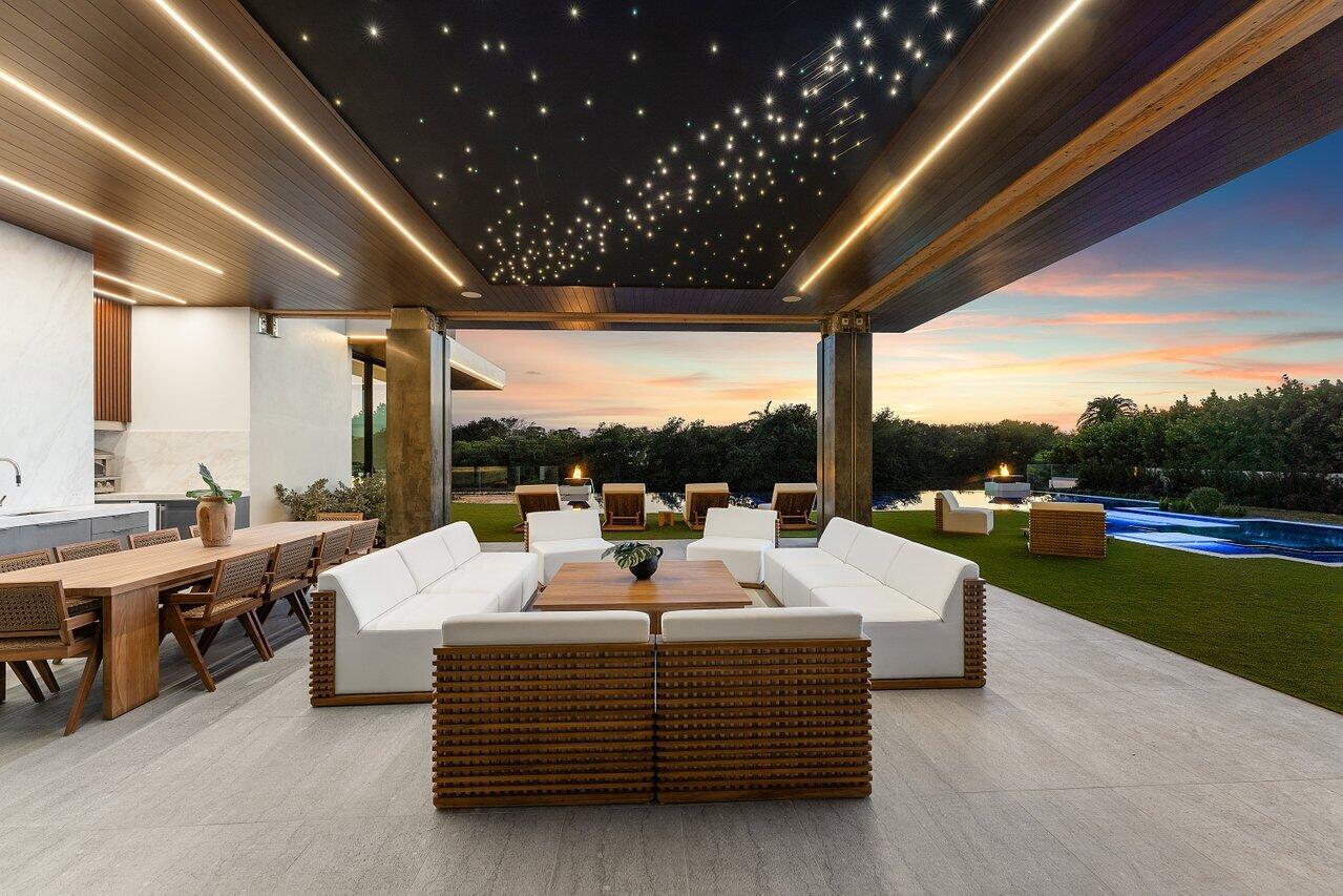 126 Spinnaker Lane Lane