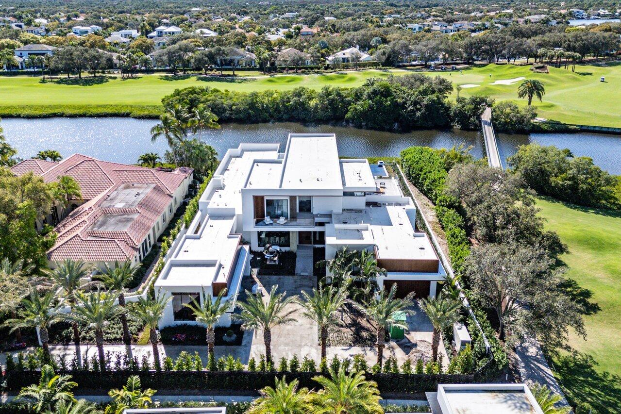126 Spinnaker Lane Lane