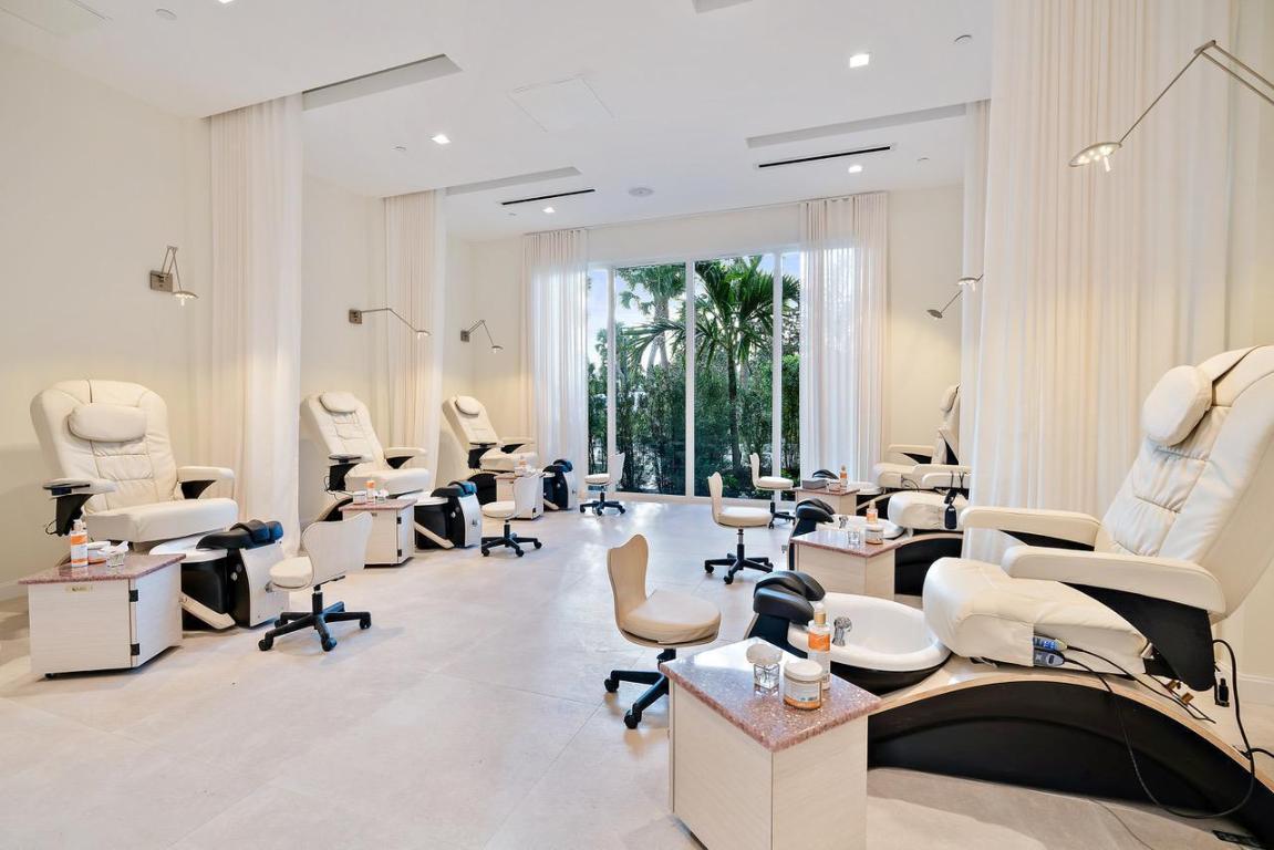 126 Spinnaker Lane Lane