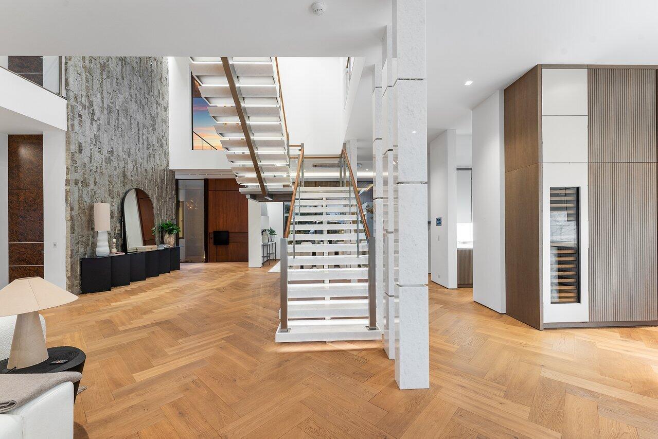 126 Spinnaker Lane Lane