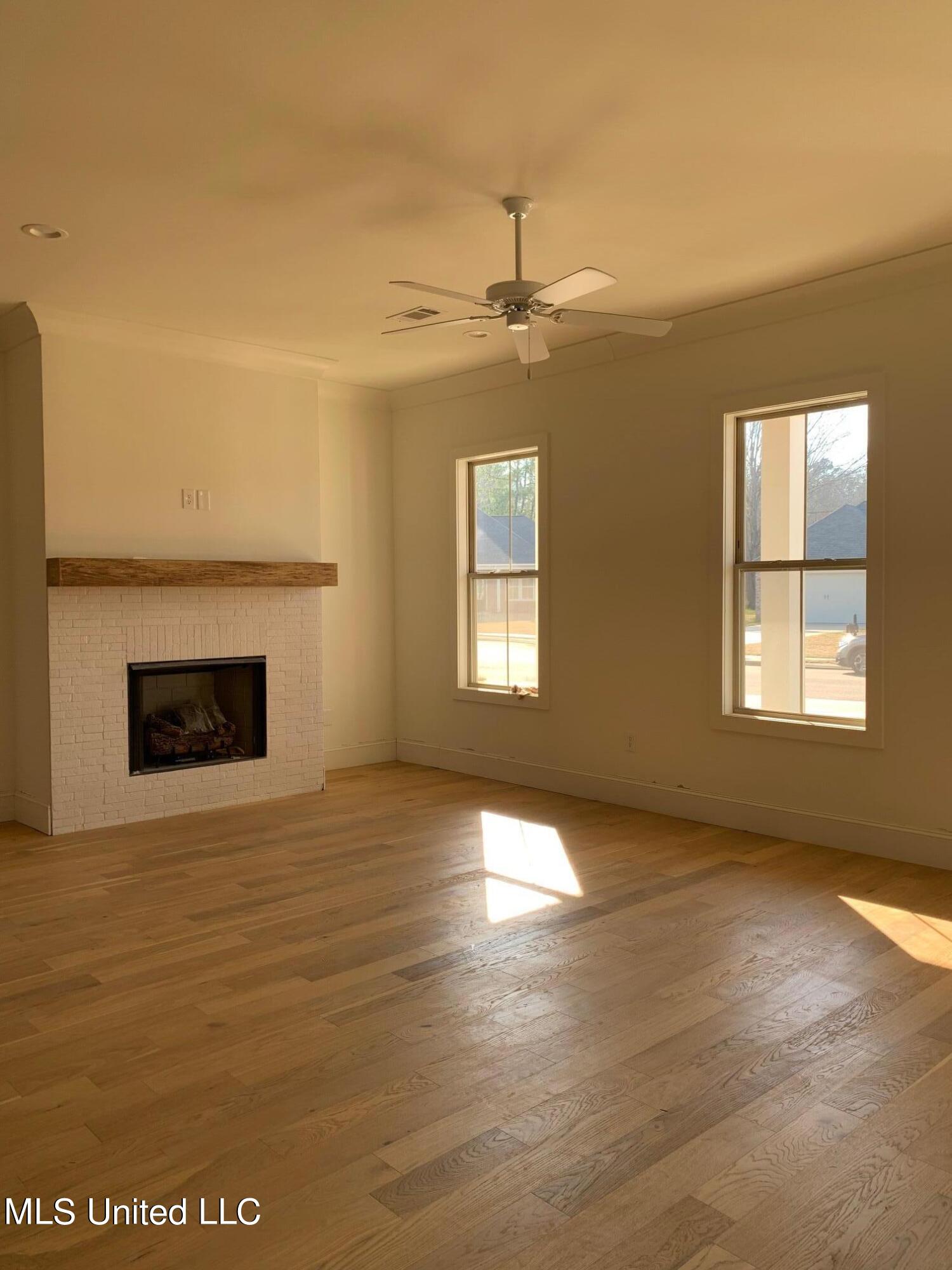 121 Trace Pointe Place