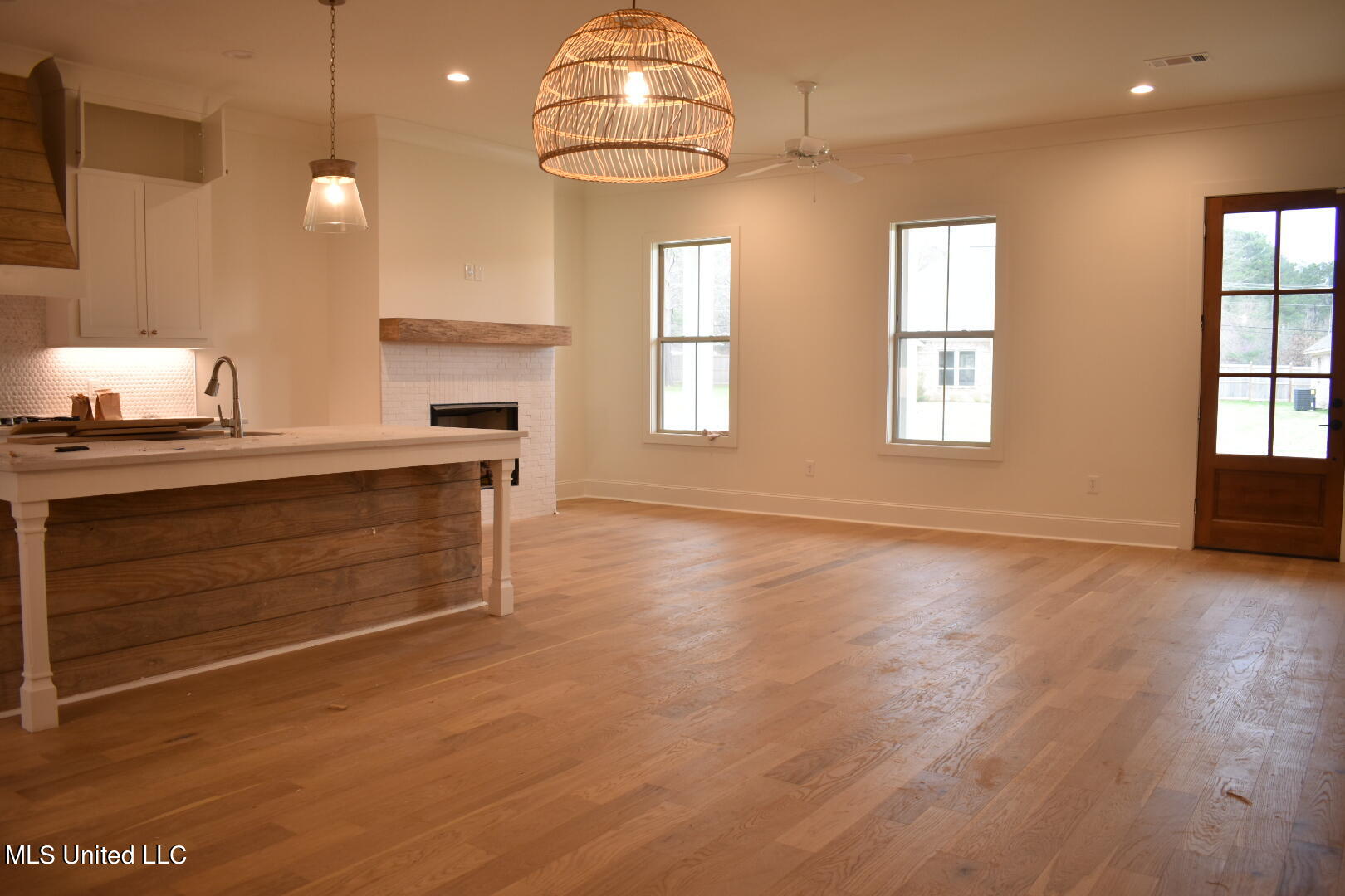 121 Trace Pointe Place