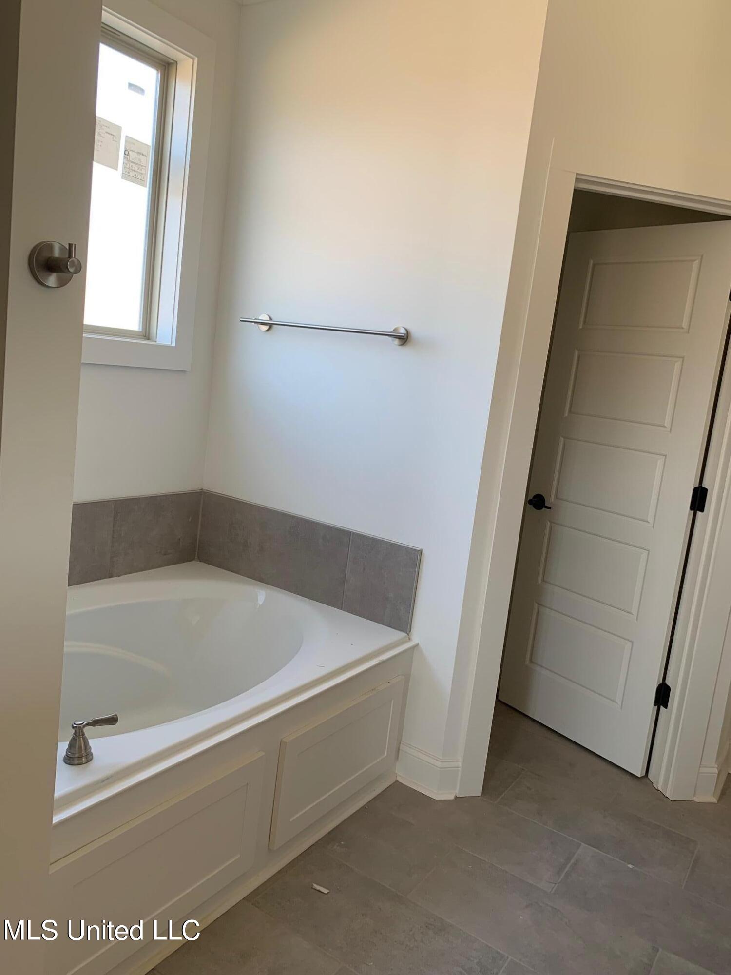 121 Trace Pointe Place