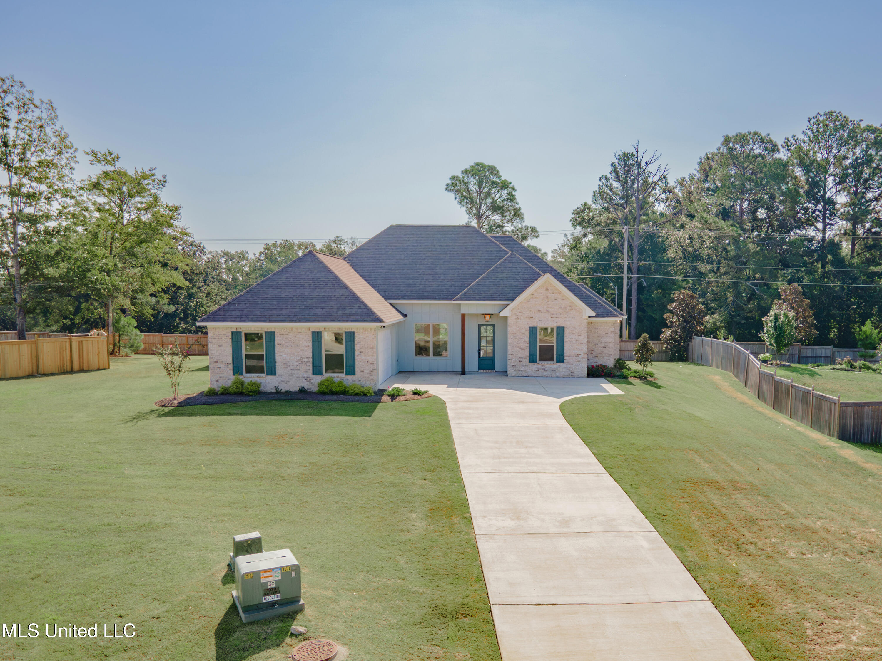 108 Catherine Boulevard