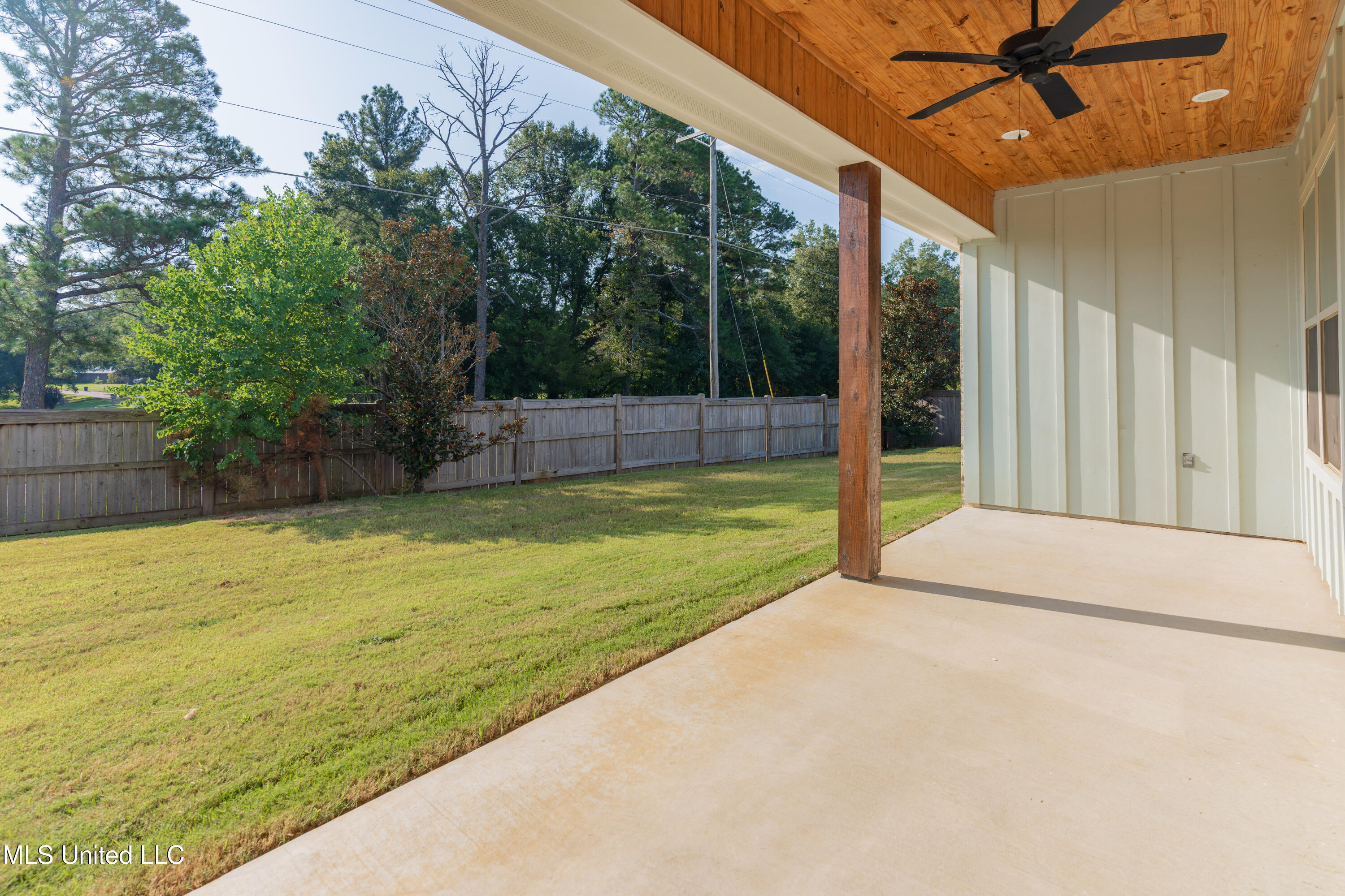 108 Catherine Boulevard