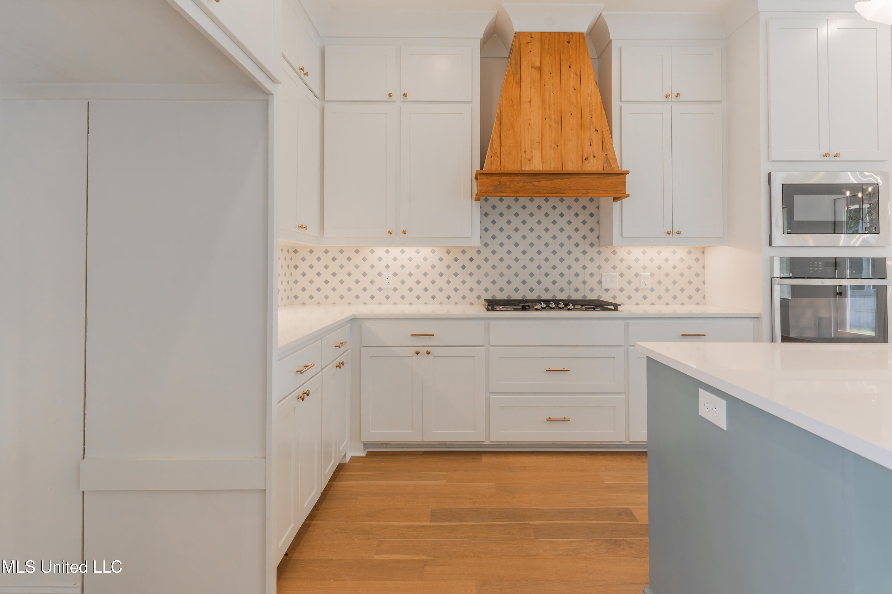 108 Catherine Boulevard
