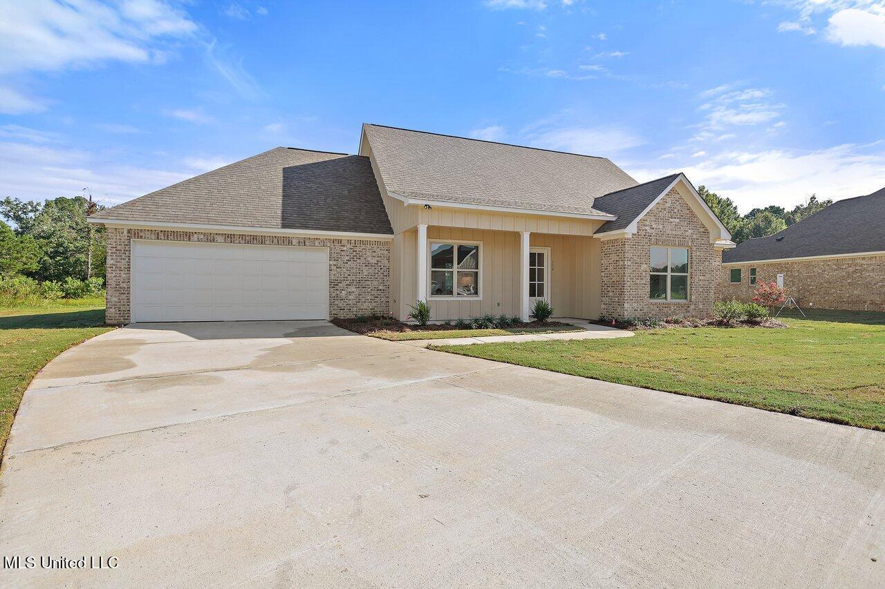 116 Trace Pointe Place