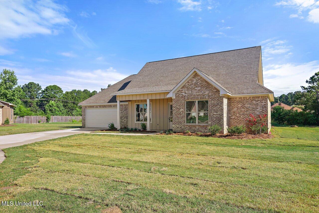 116 Trace Pointe Place
