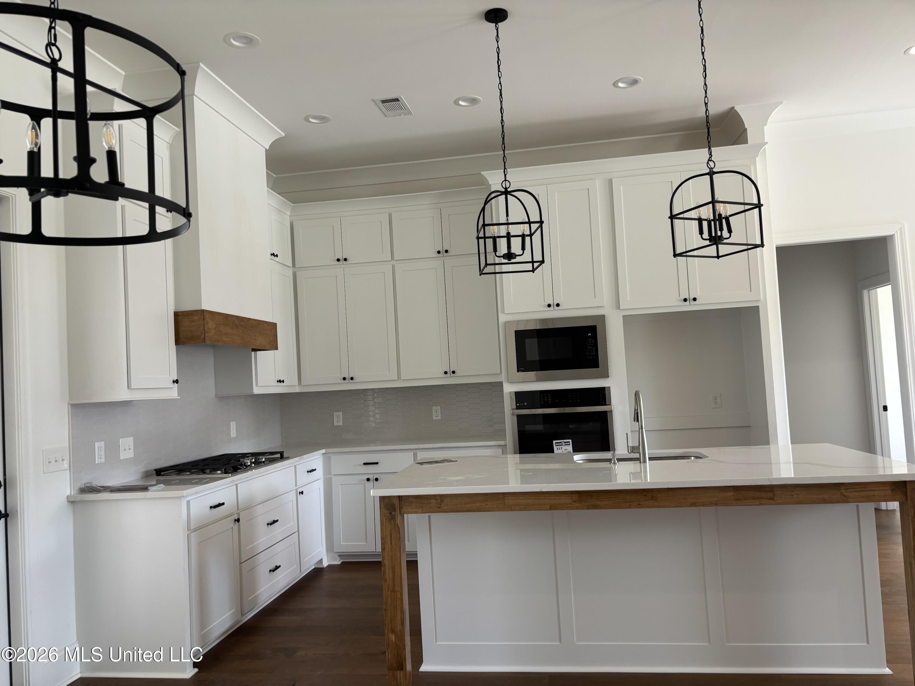 114 Trace Pointe Place