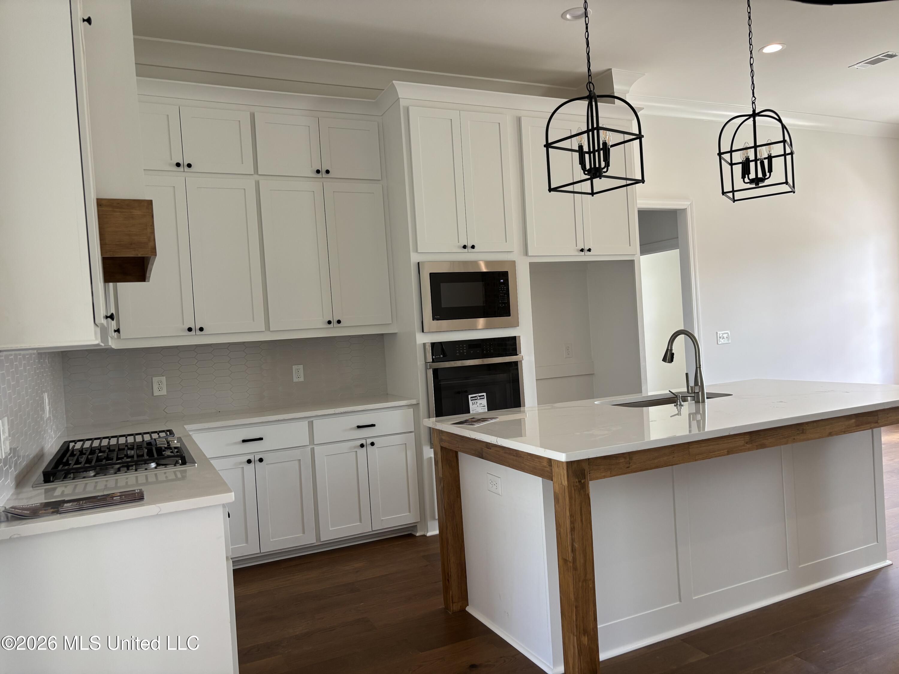 114 Trace Pointe Place