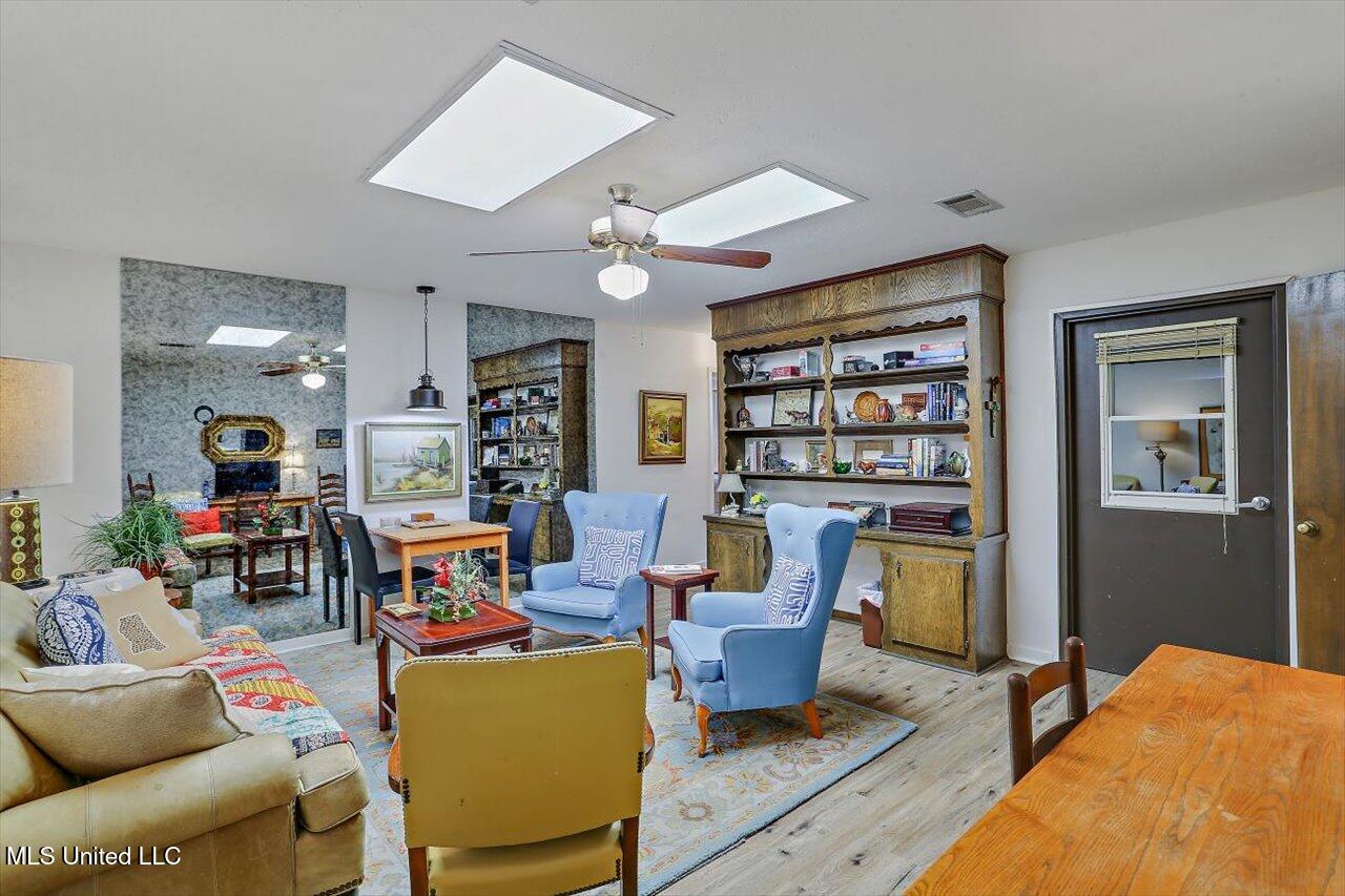 9081 Smith Station Road