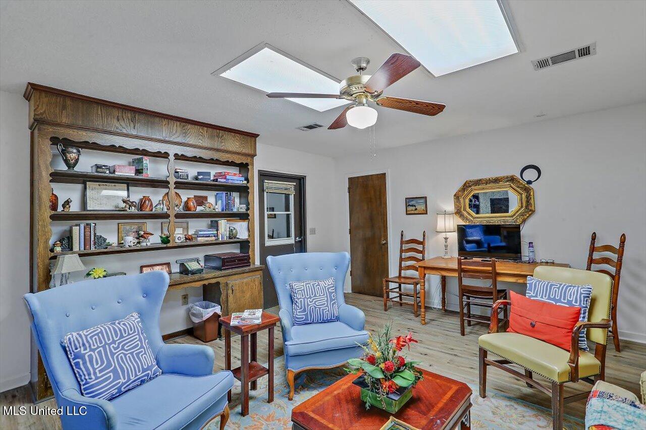 9081 Smith Station Road