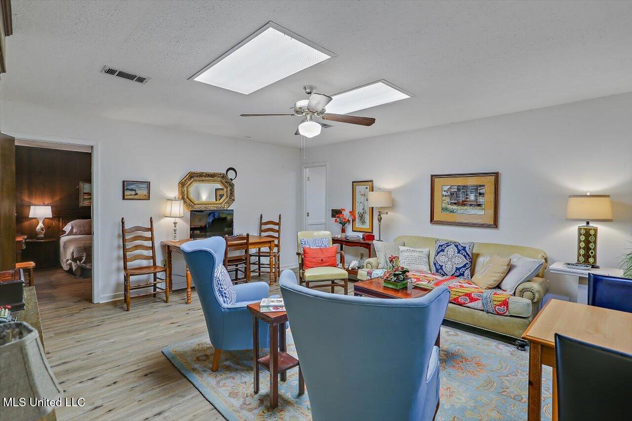 9081 Smith Station Road