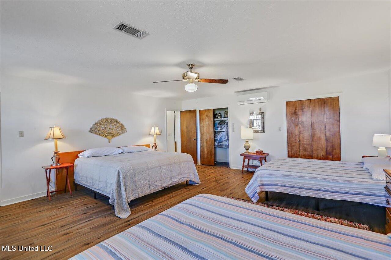 9081 Smith Station Road