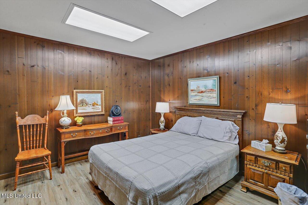 9081 Smith Station Road