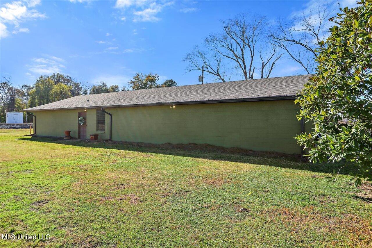 9081 Smith Station Road