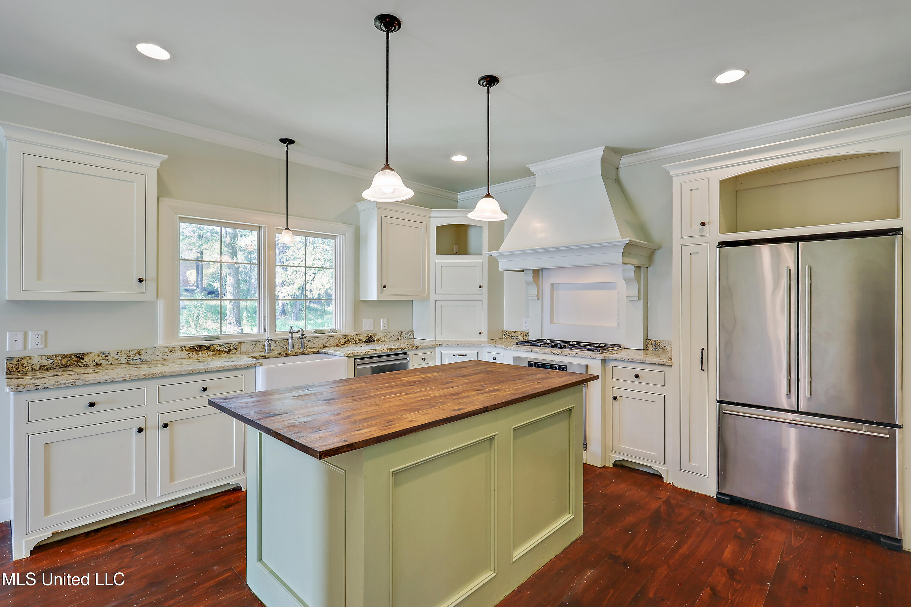 130 Bellemeade Drive