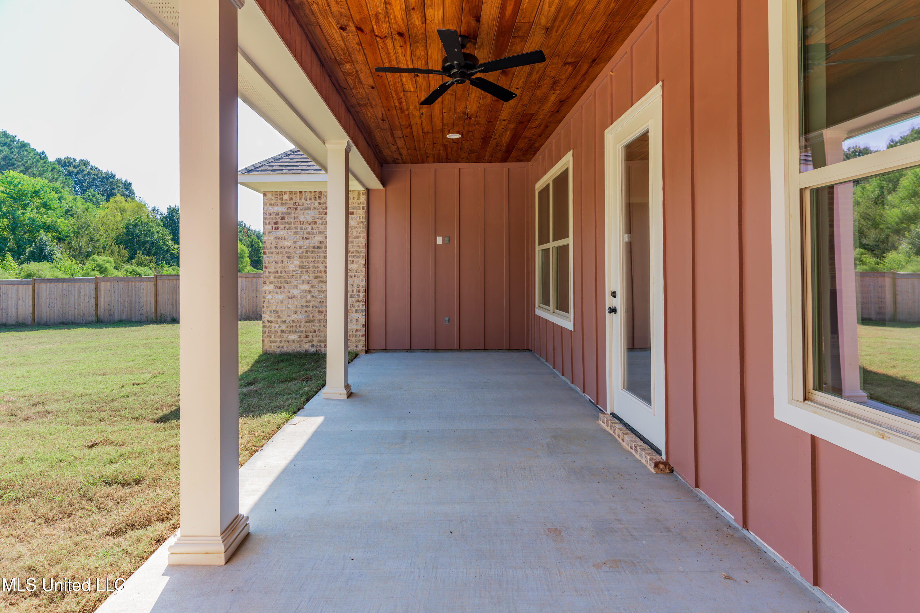 110 Trace Pointe Place