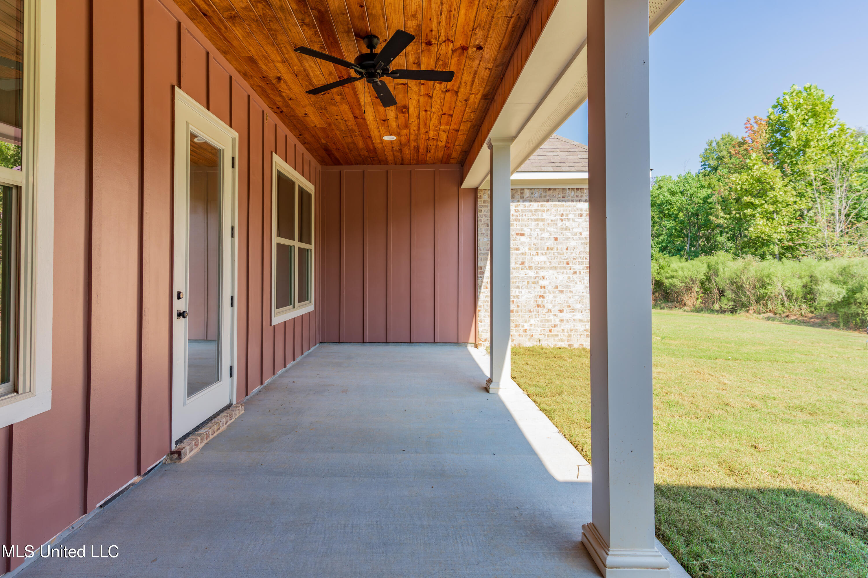 110 Trace Pointe Place