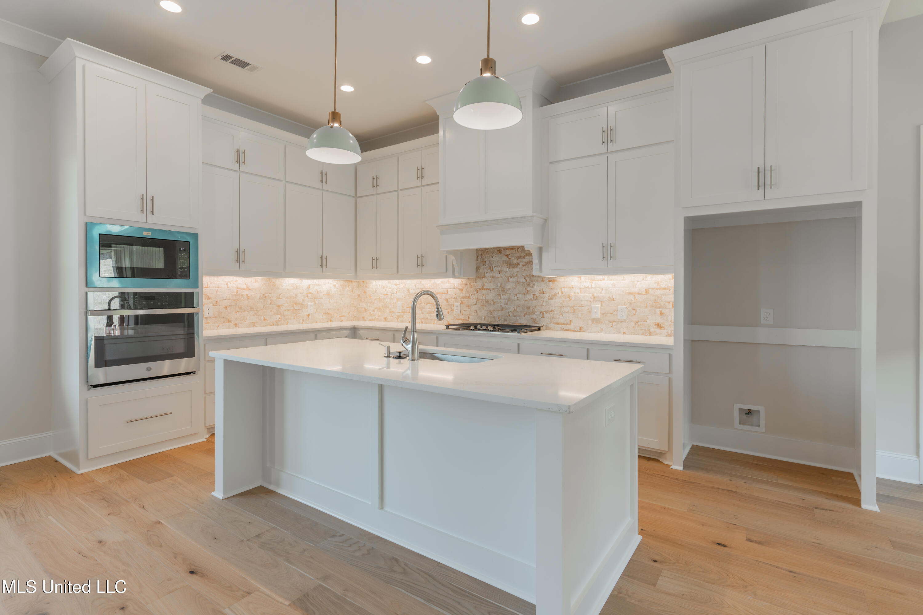 110 Trace Pointe Place