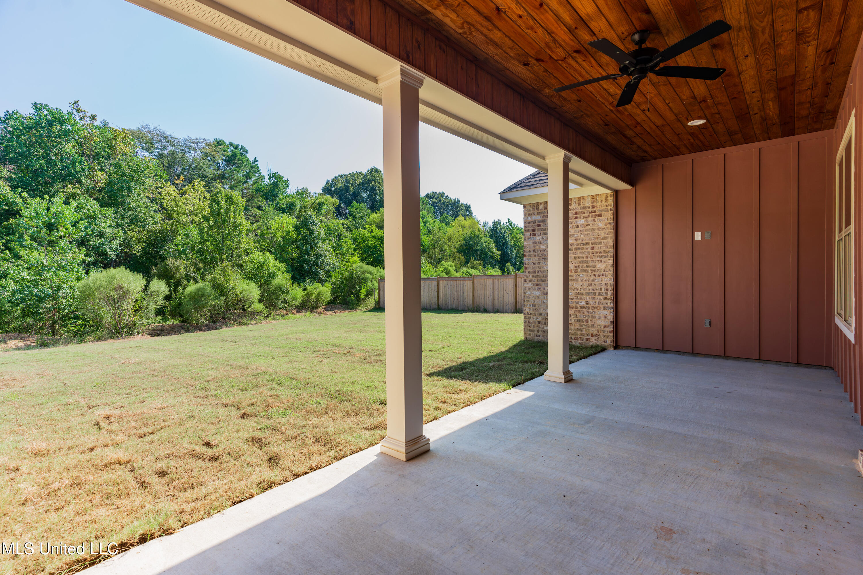 110 Trace Pointe Place