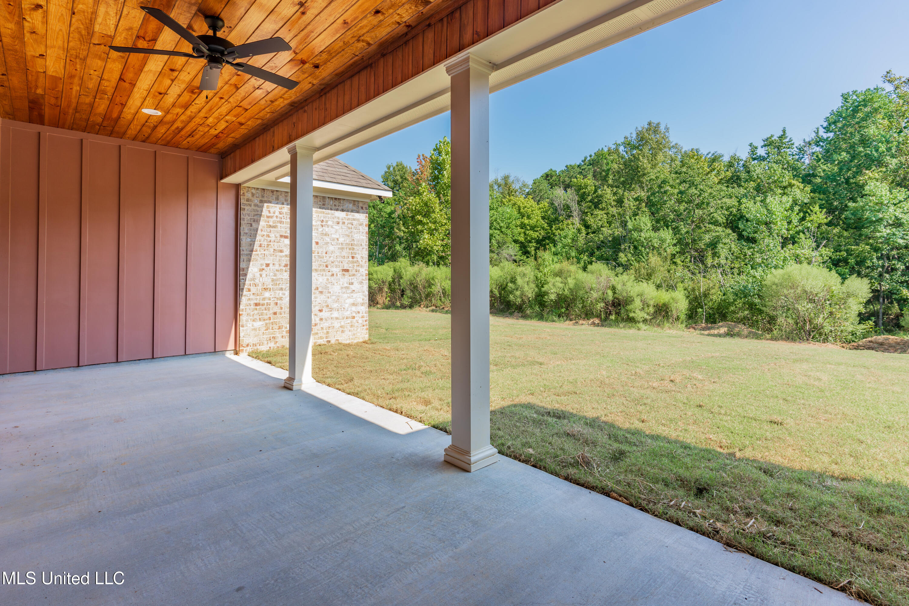 110 Trace Pointe Place