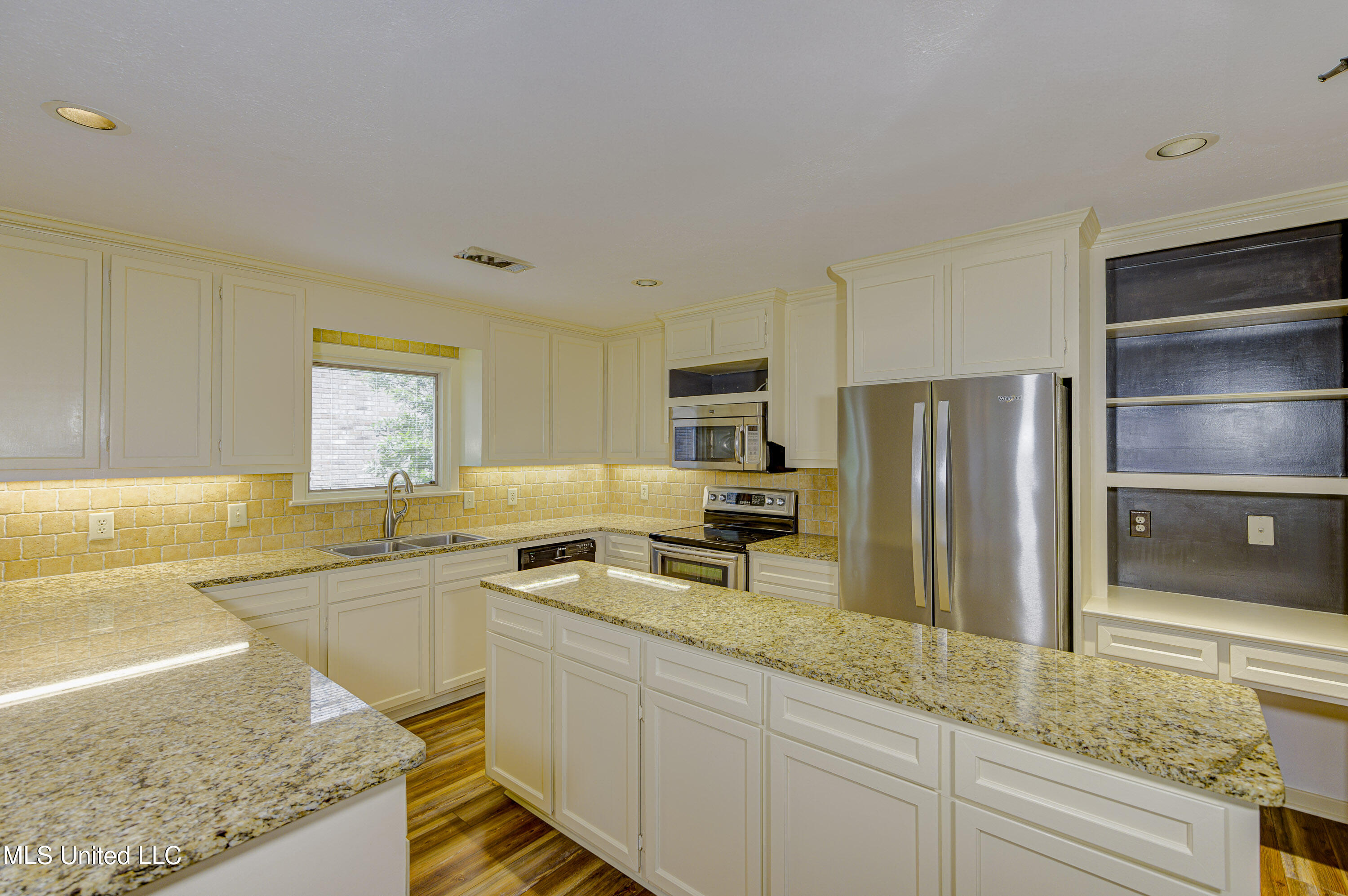 3099 E Fairway Drive