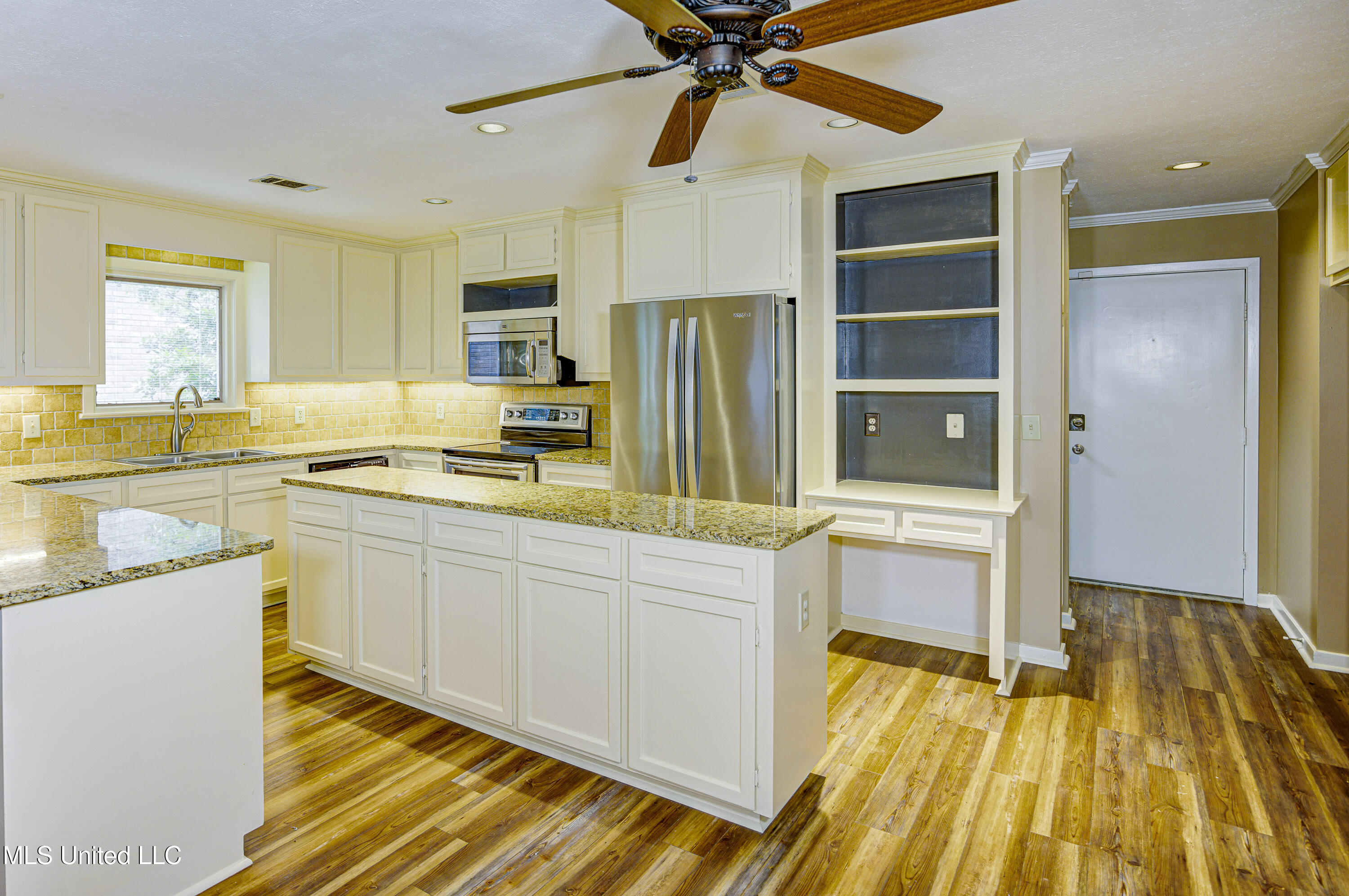 3099 E Fairway Drive