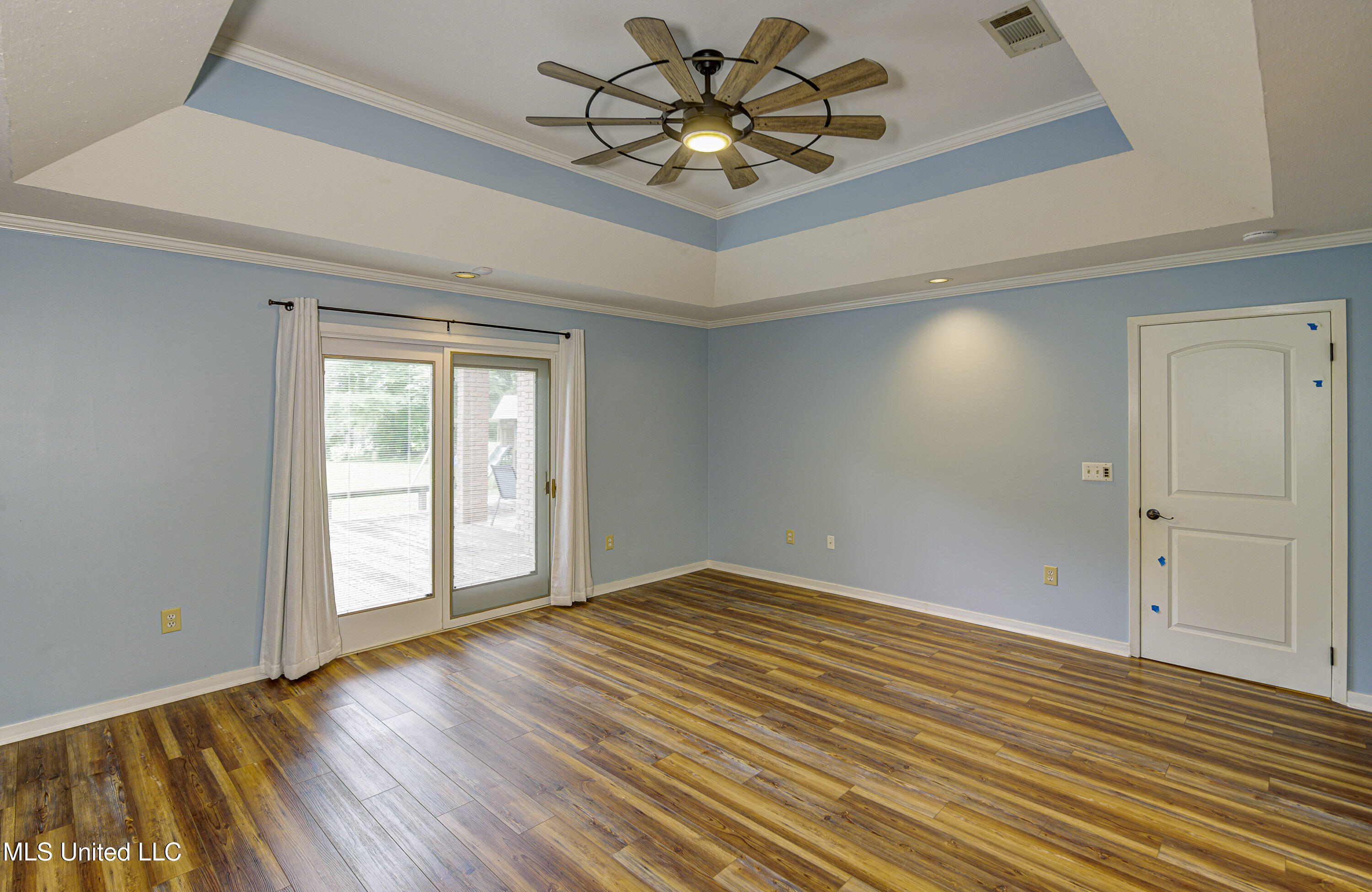 3099 E Fairway Drive