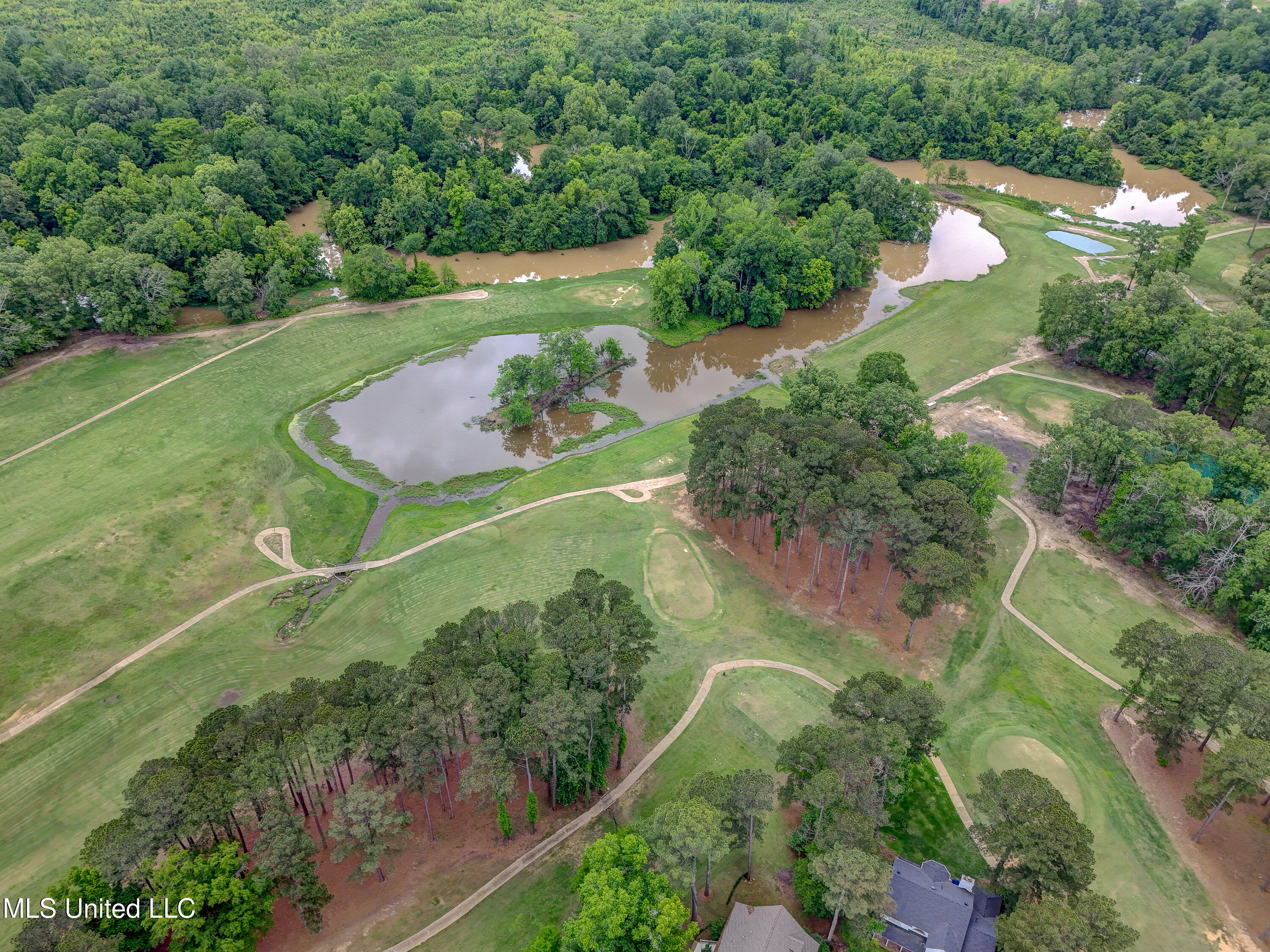 3099 E Fairway Drive