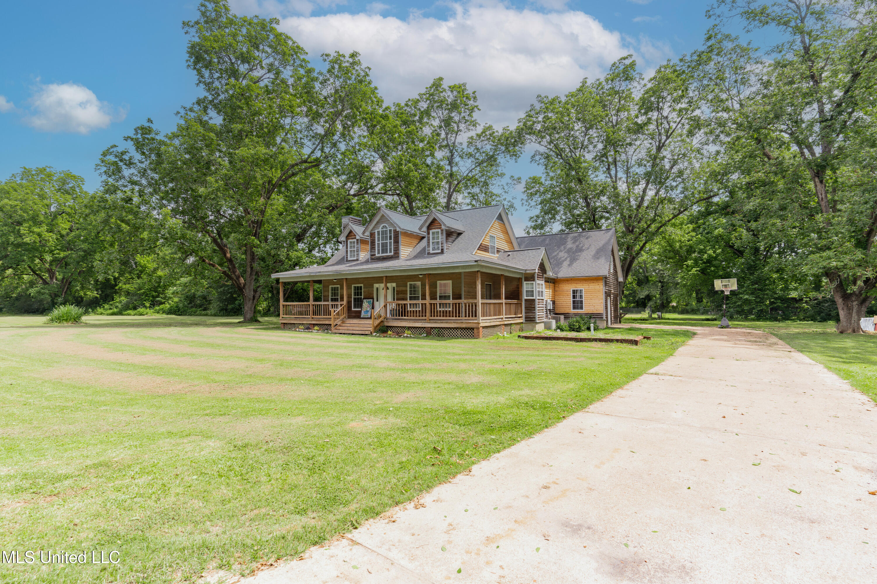 1269 Pecan Orchard Drive