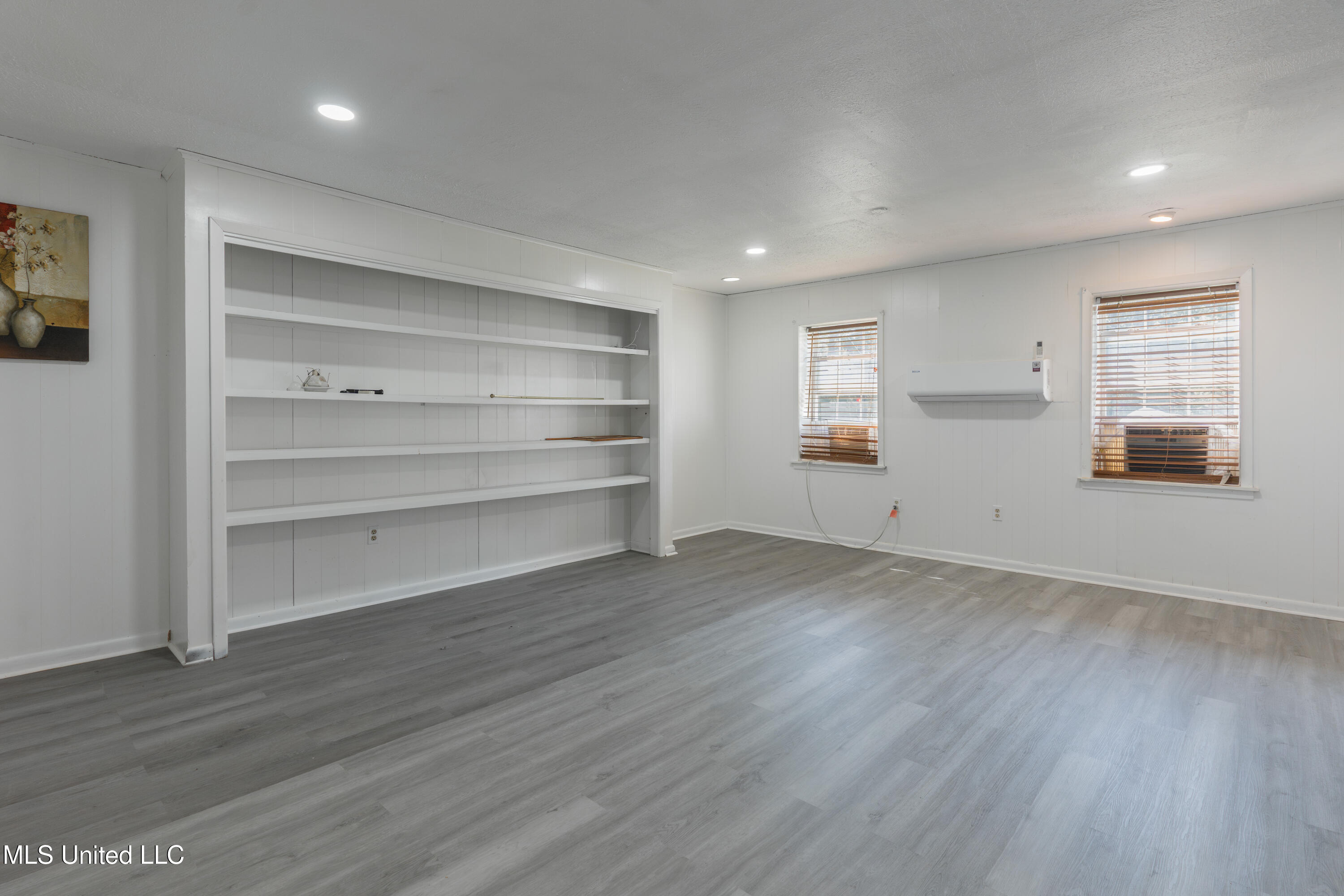 1200 Tanglewood Drive