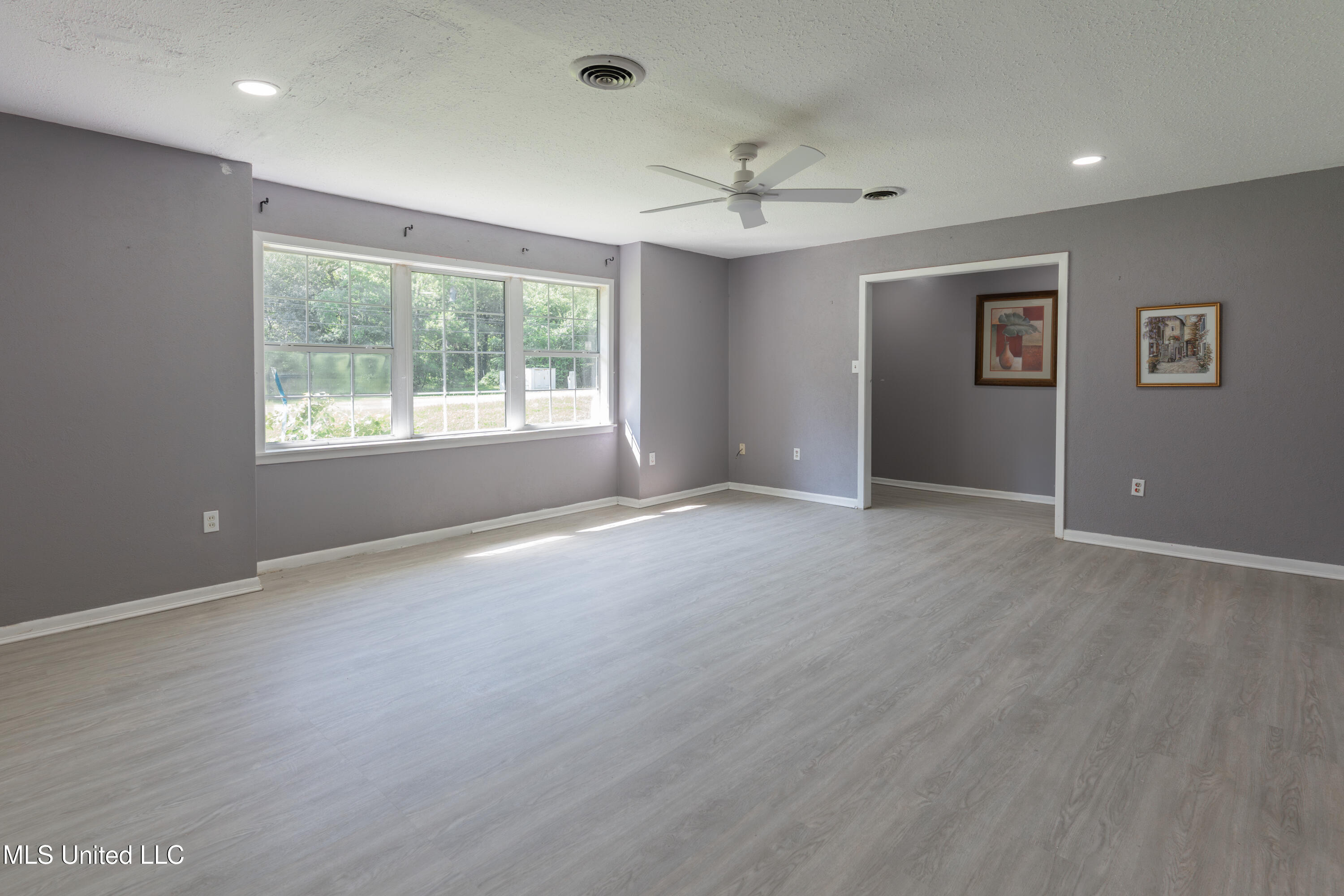 1200 Tanglewood Drive