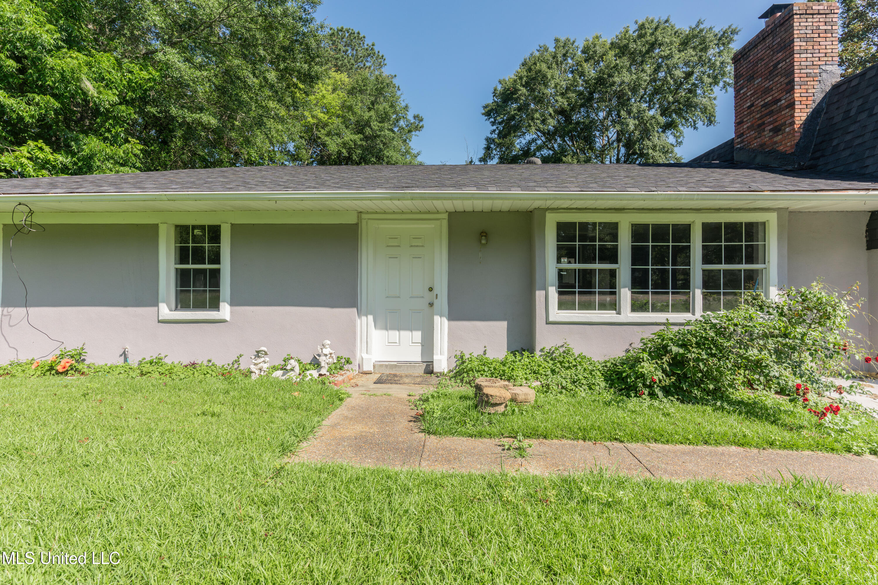 1200 Tanglewood Drive