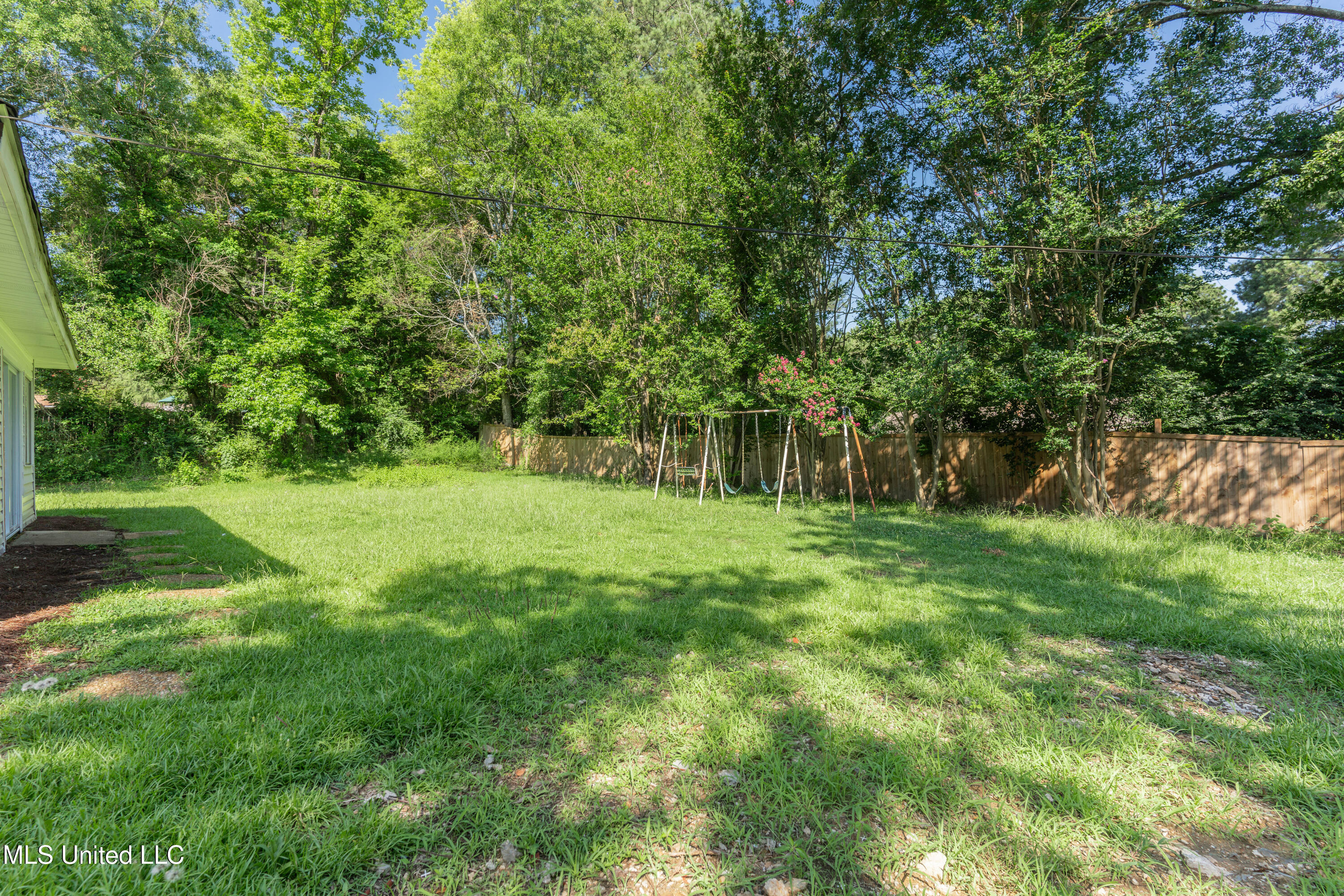 1200 Tanglewood Drive