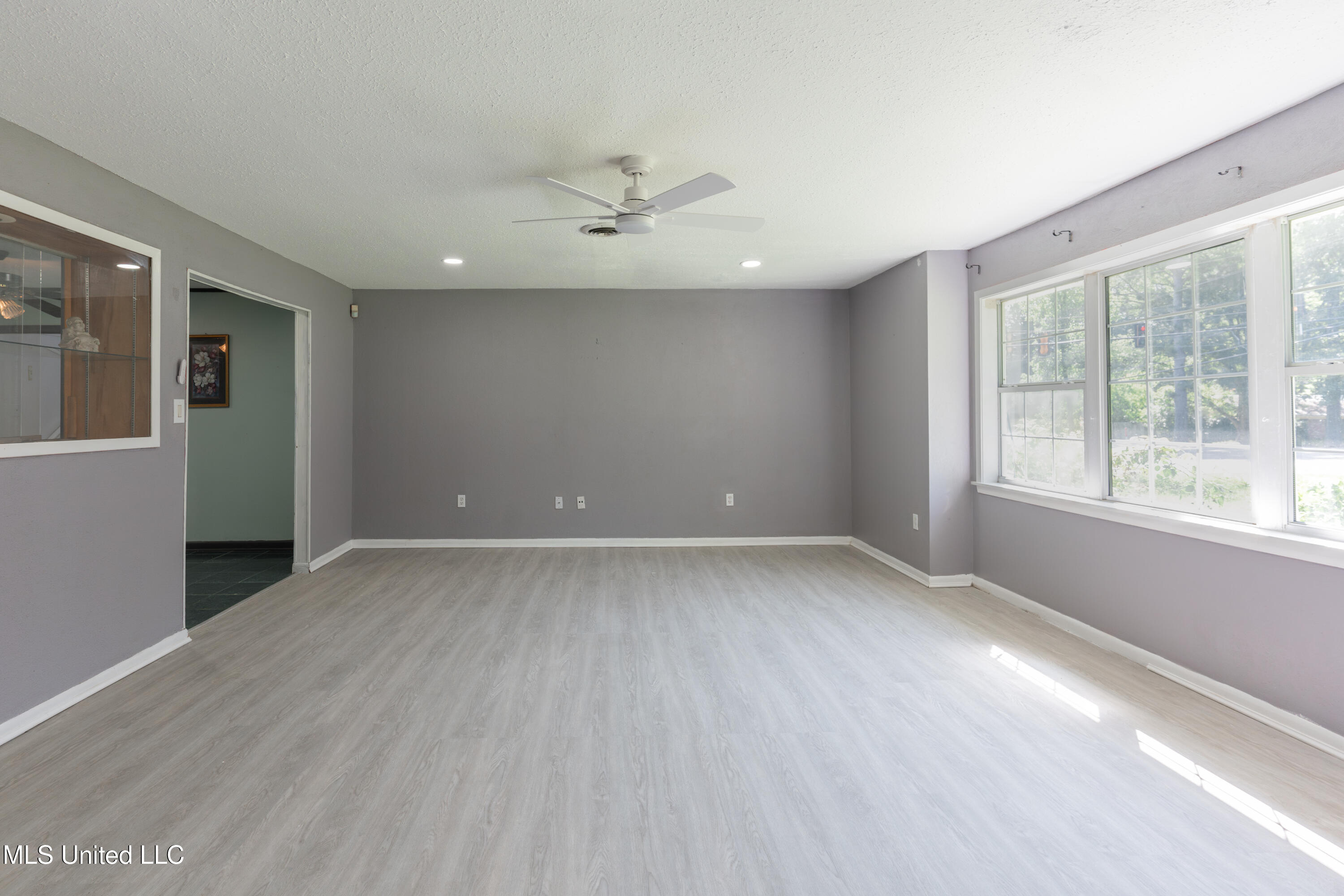 1200 Tanglewood Drive