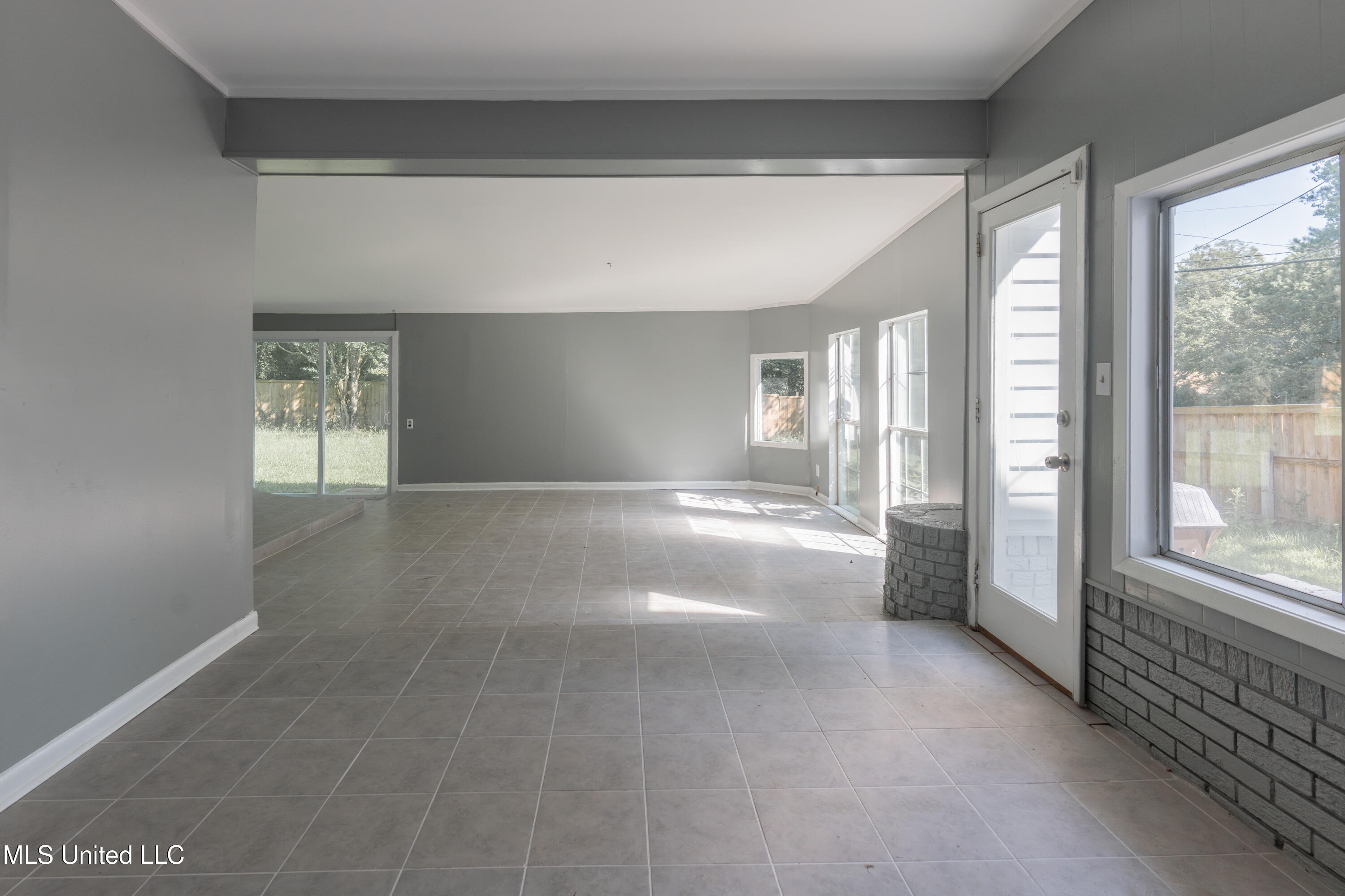 1200 Tanglewood Drive