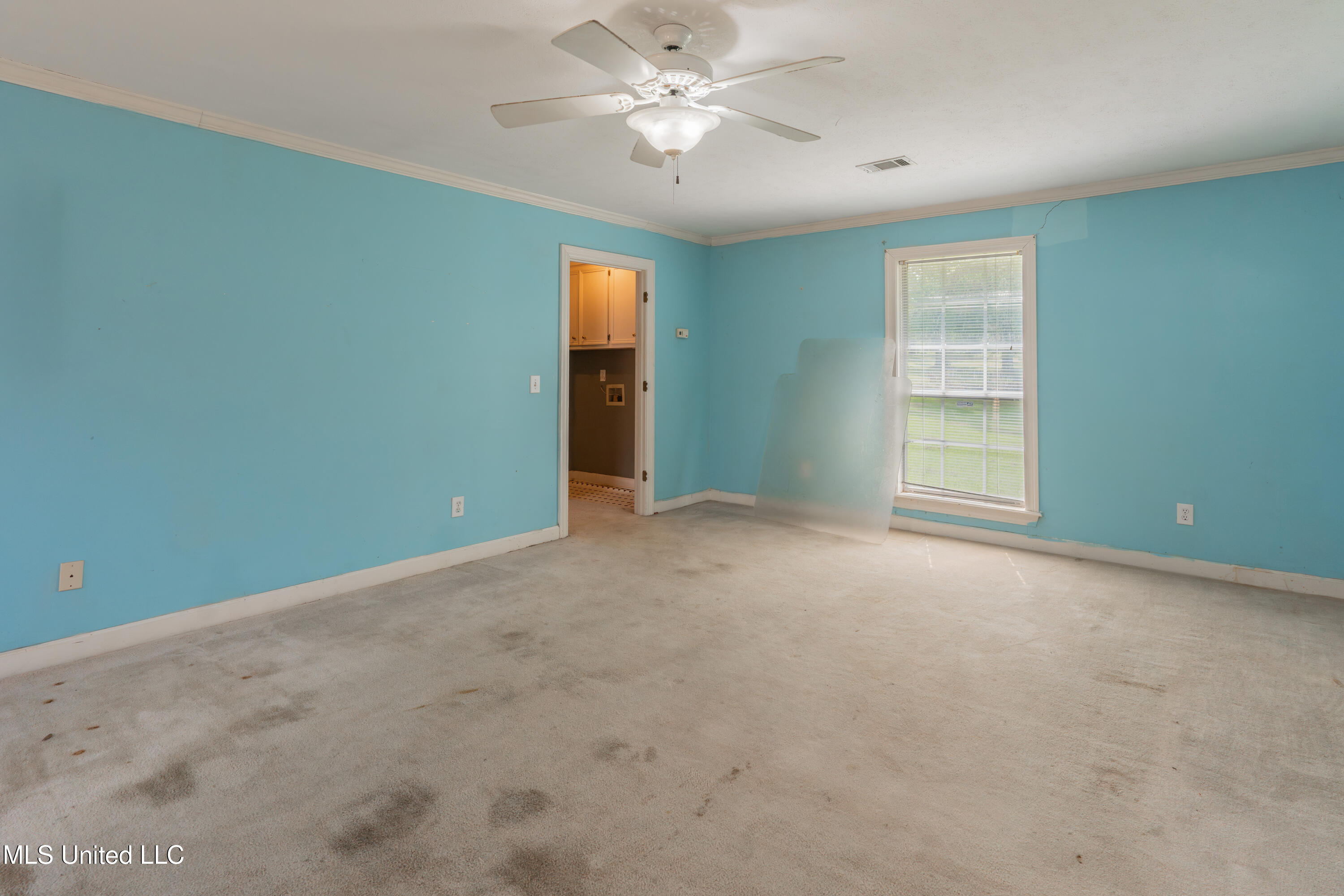 100 Green Oak Cove